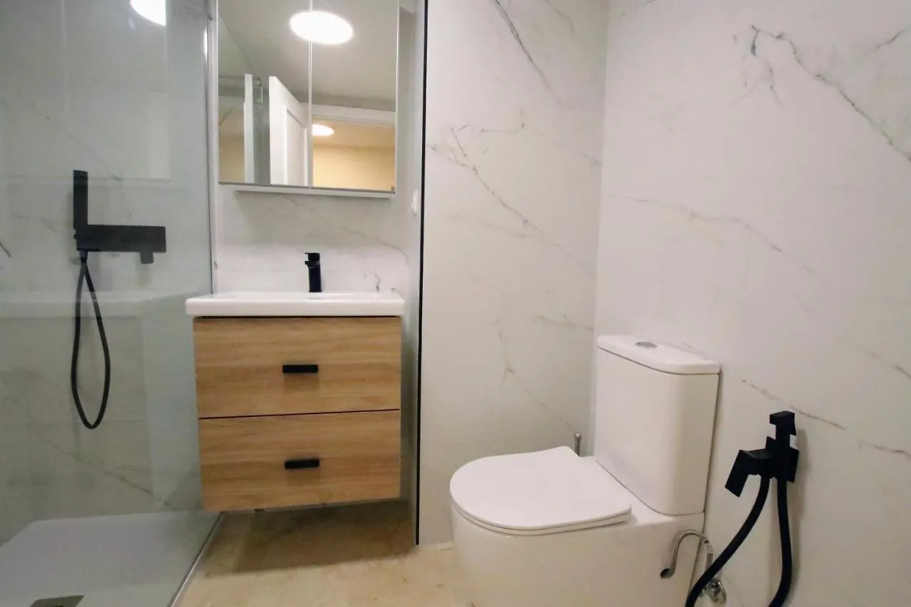 Tess Apartamento Las Camelias Fuengirola 0*,  Espagne